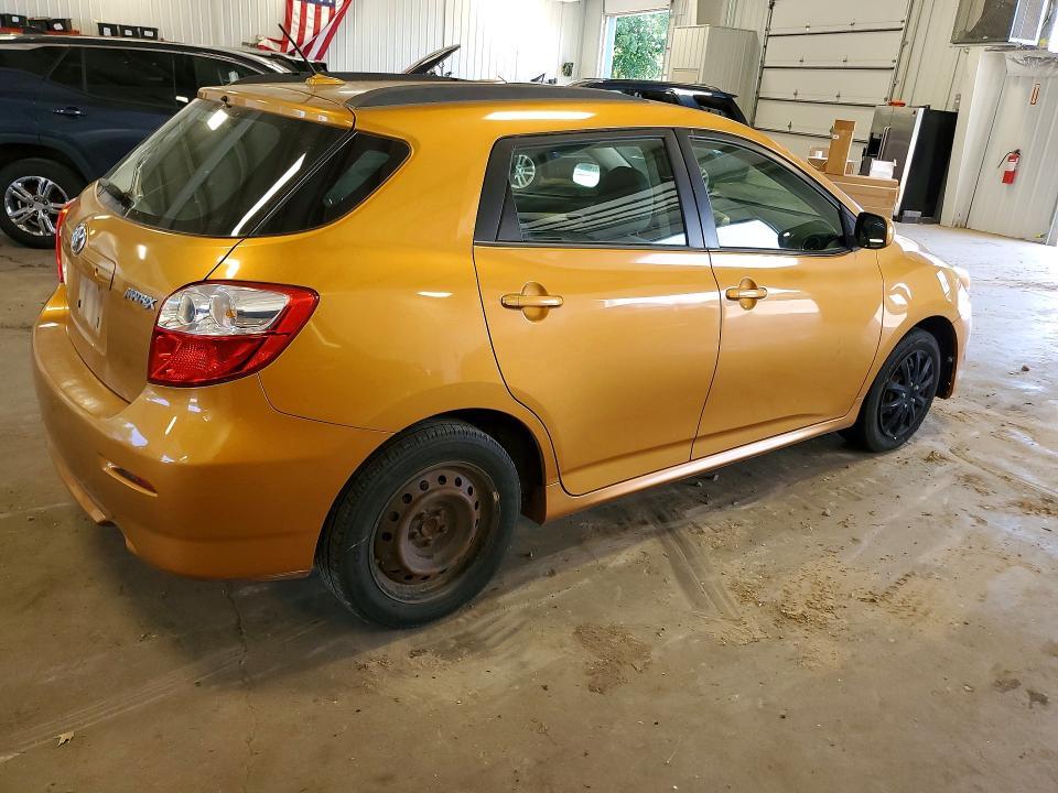 2009 Toyota Matrix Base