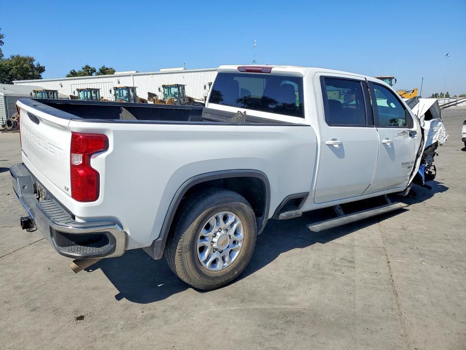 2022 Chevrolet Silverado C3500 LT