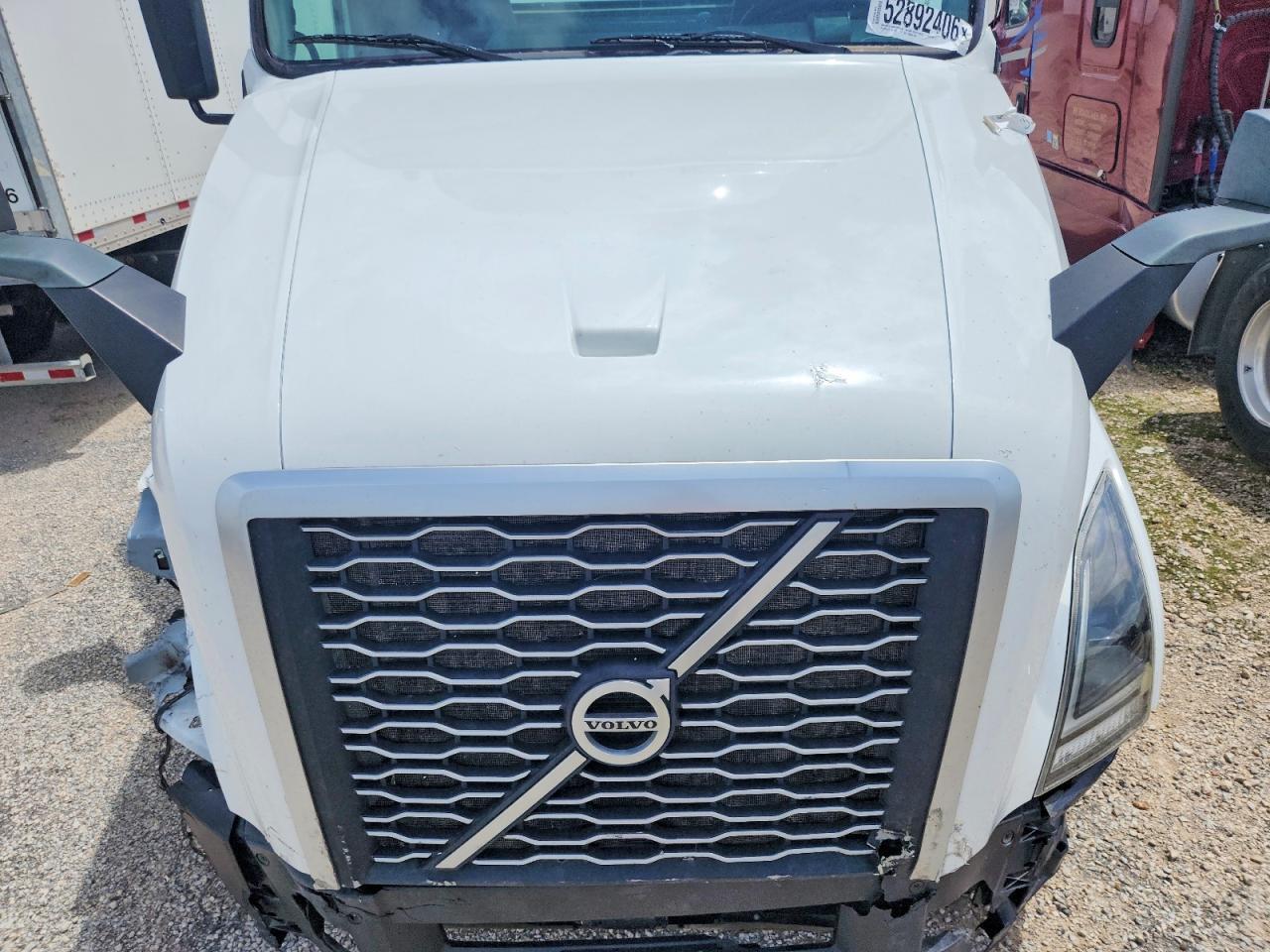 2022 Volvo VN VNL