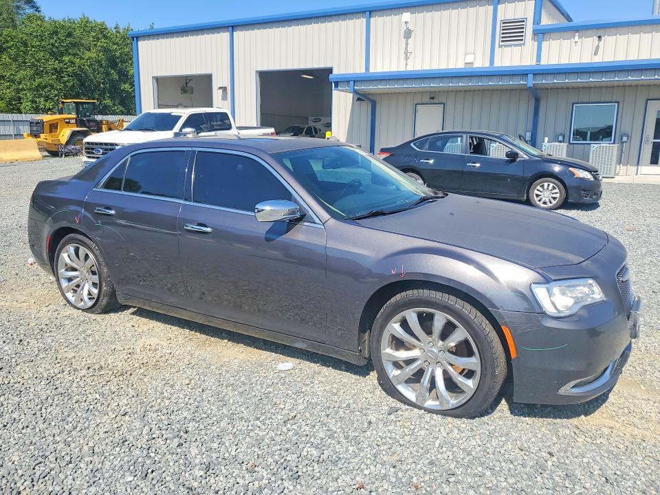 2019 Chrysler 300 Limited