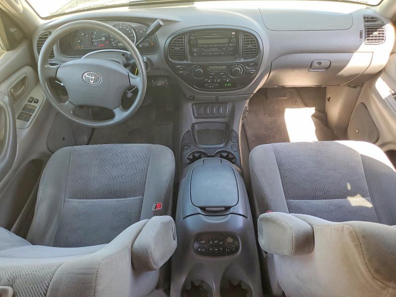 2005 Toyota Sequoia SR5
