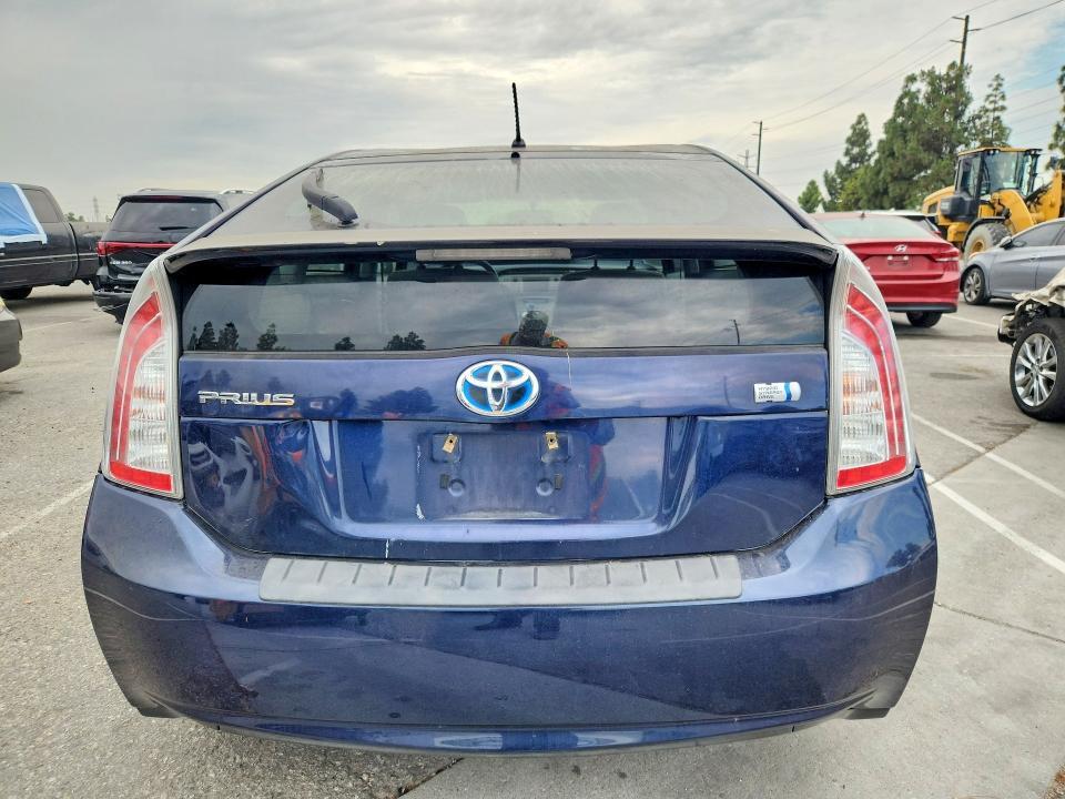 2014 Toyota Prius two