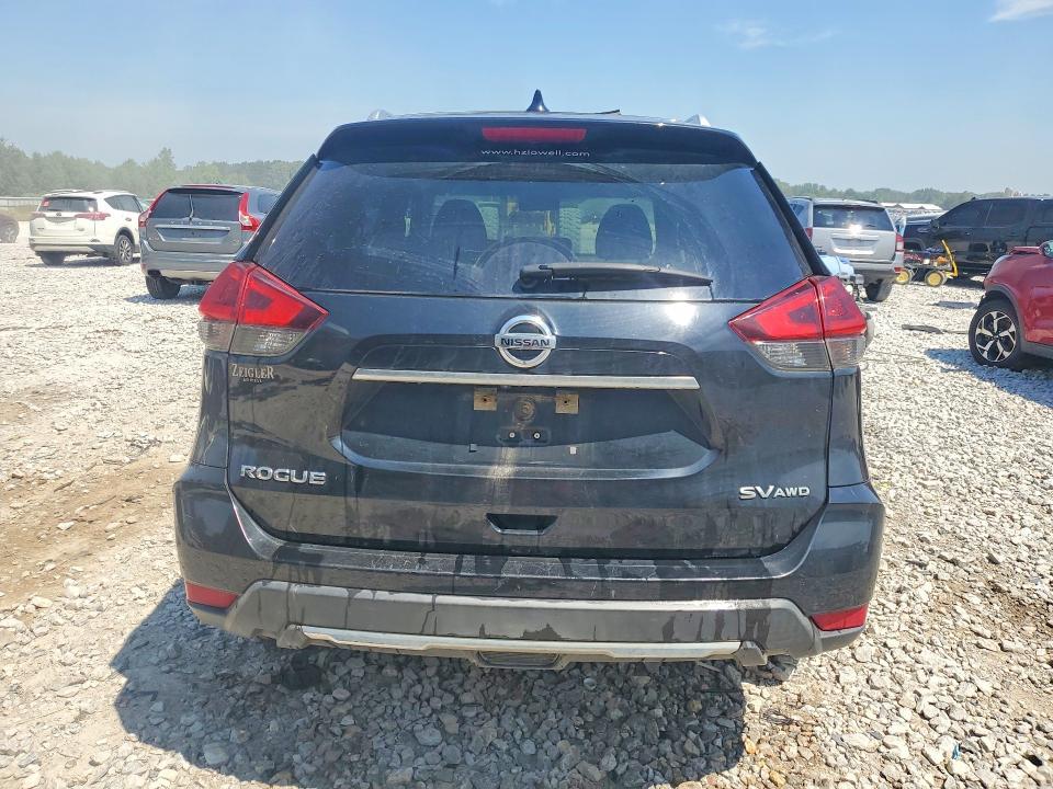 2018 Nissan Rogue sv