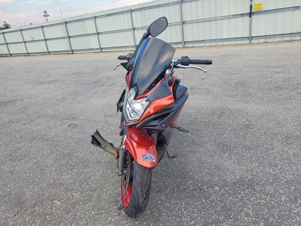 2011 Yamaha FZ6 R