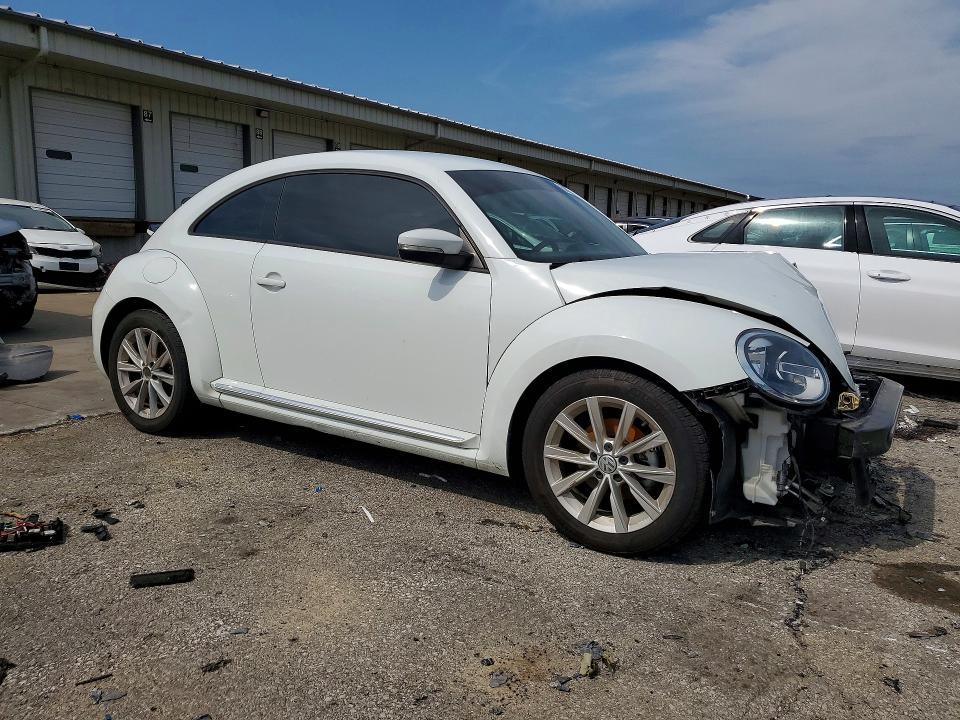 2018 Volkswagen Beetle s