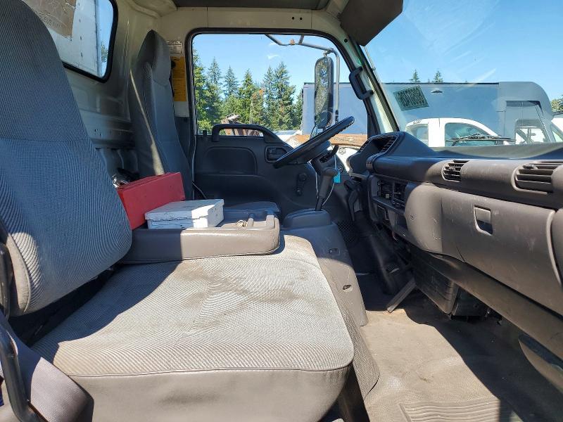 1999 Isuzu NPR BOX Truck