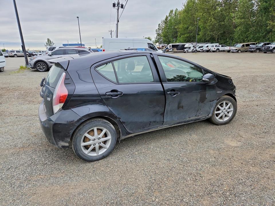2015 Toyota Prius c Four