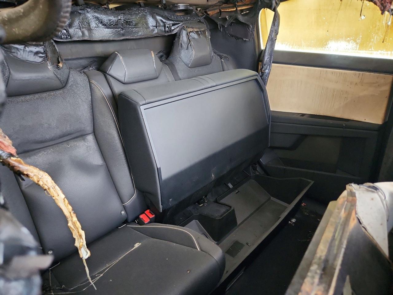 2024 Tesla Cybertruck