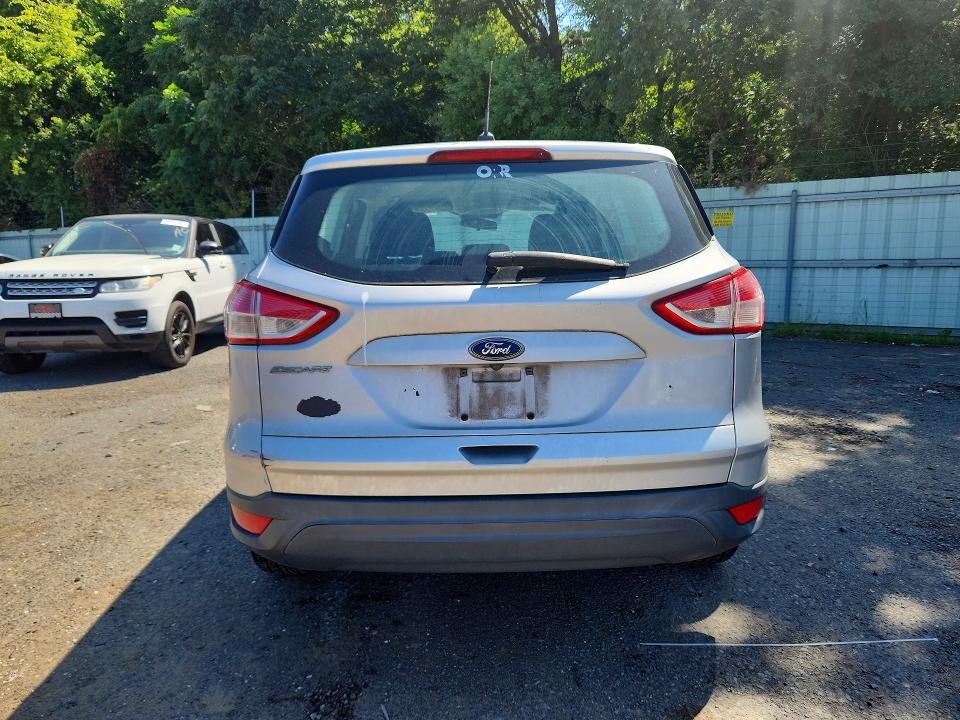 2016 Ford Escape s