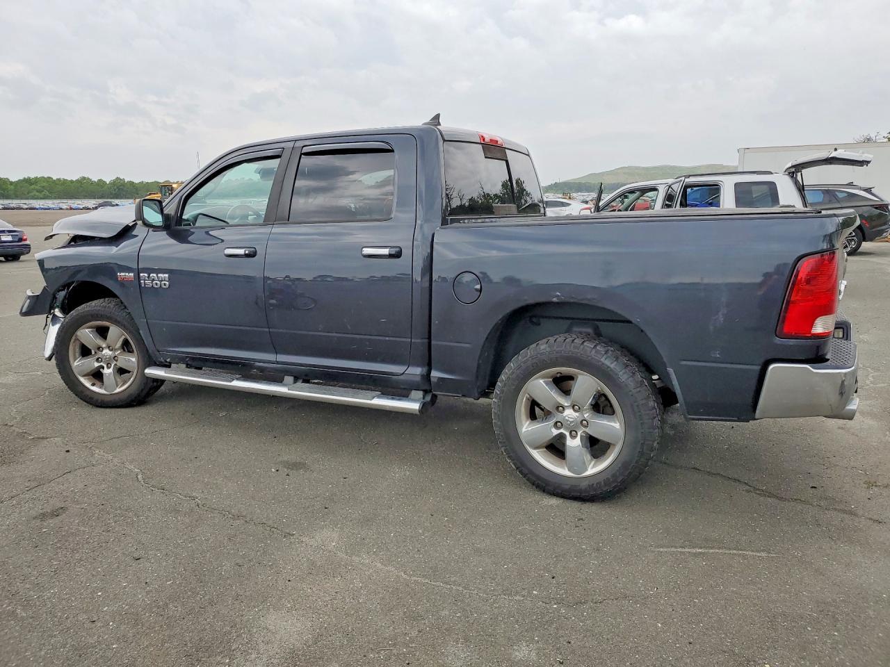 2013 Dodge RAM 1500 SLT