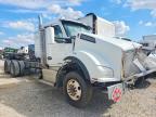 2016 Kenworth T880 Truck Cab AND Chassis