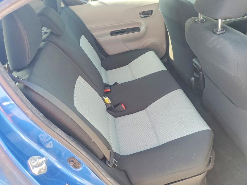 2014 Toyota Prius c two
