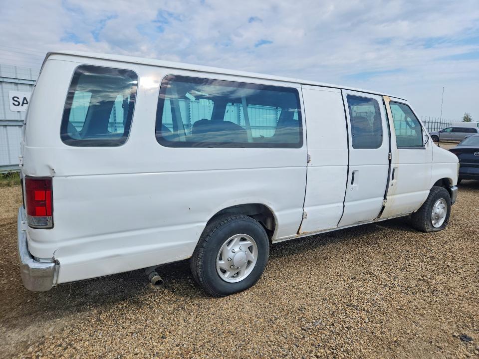2011 Ford Econoline E350 Super Duty Wagon