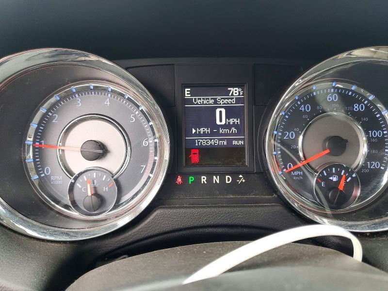 2013 Chrysler Town & Country Touring