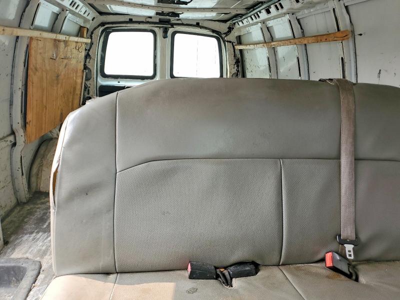 2016 Chevrolet Express G2500
