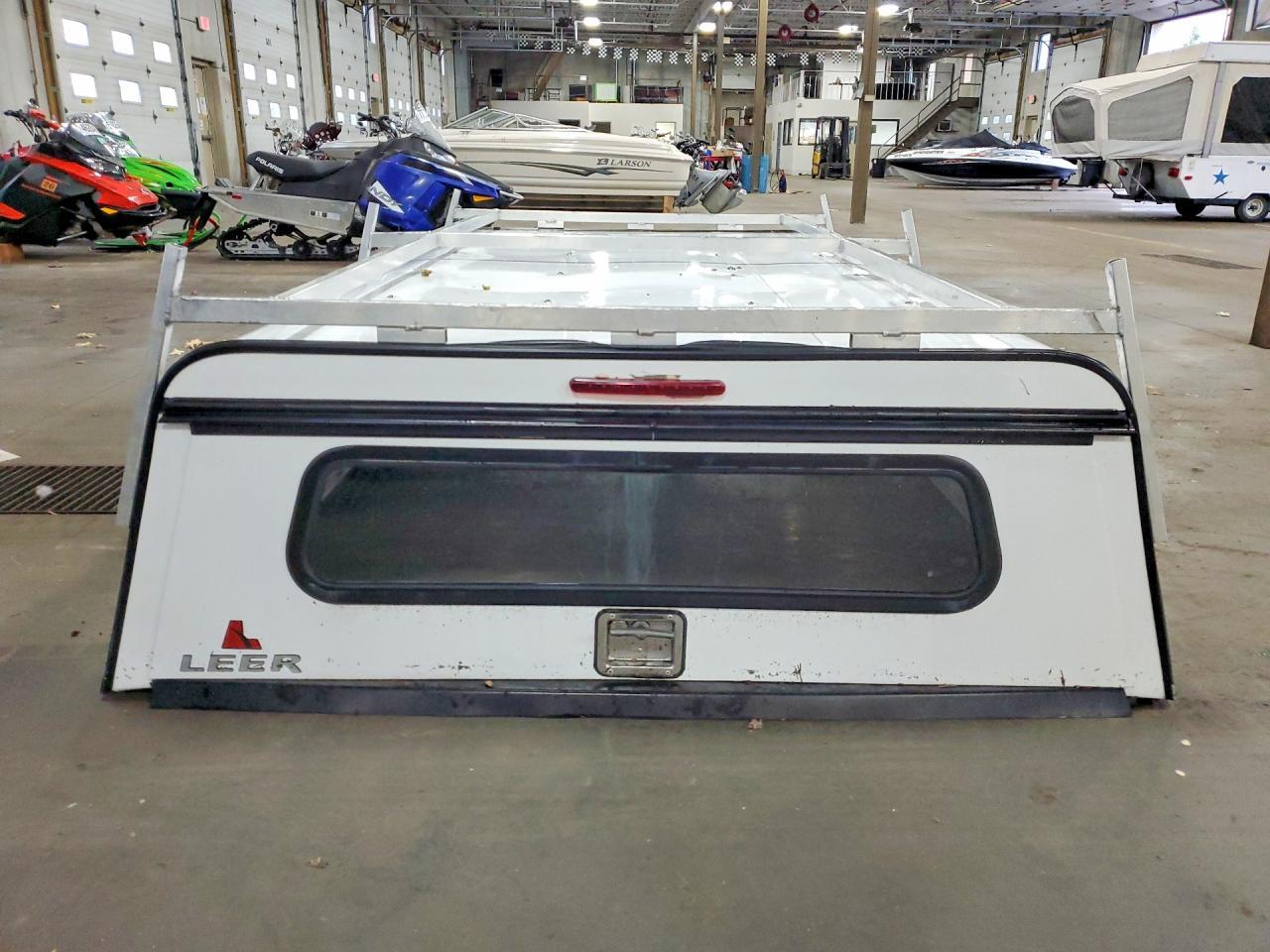 2020 Others 2020 Leer Topper-Truck Parts