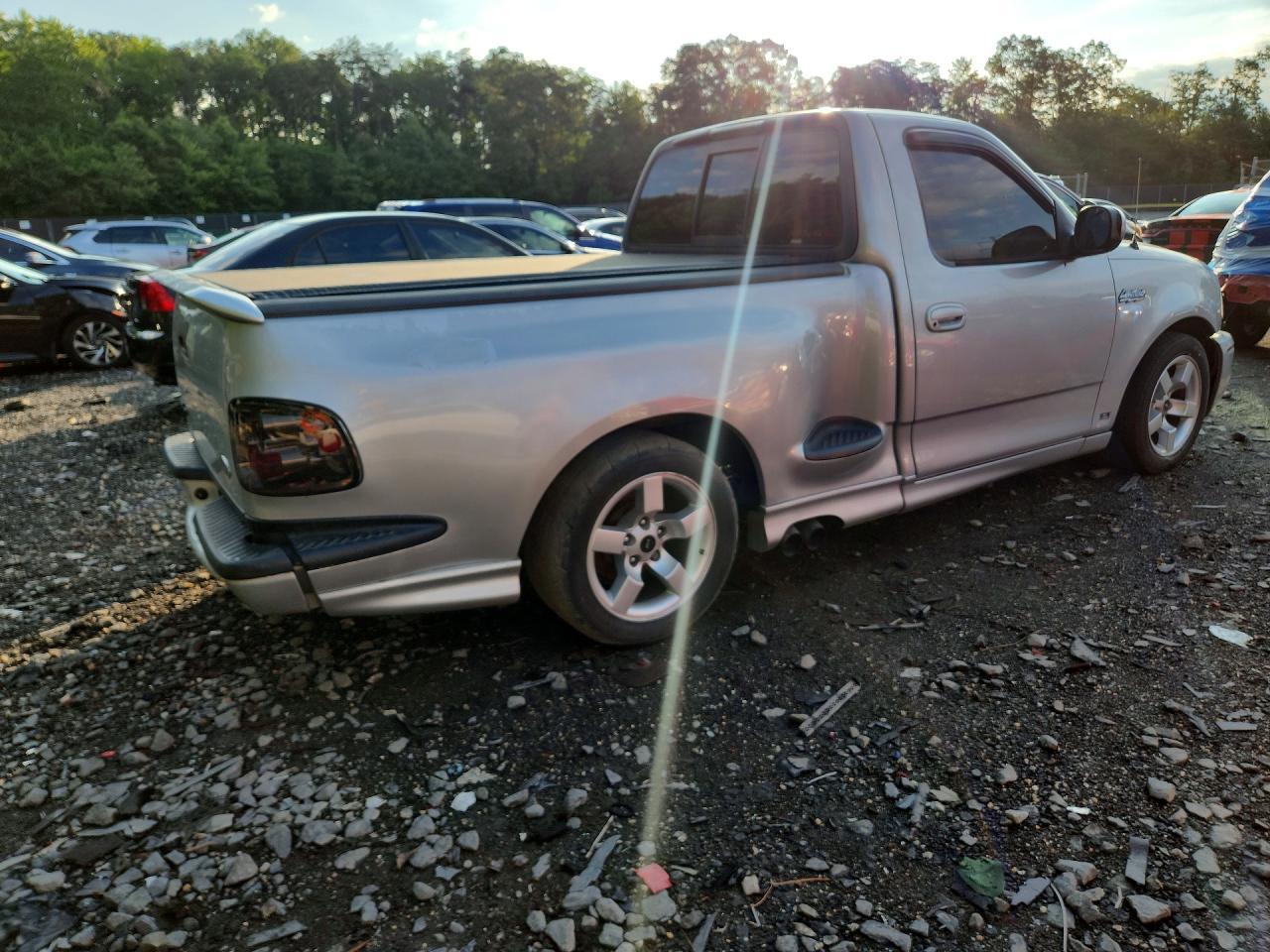 2001 Ford F150 SVT Lightning