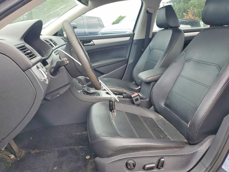 2013 Volkswagen Passat se