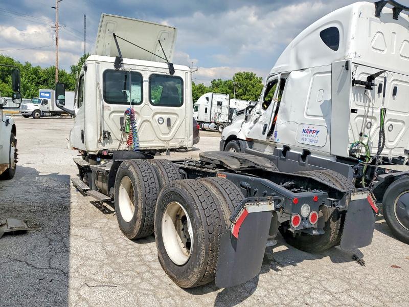2026 Freightliner Cascadia 126 Semi Truck