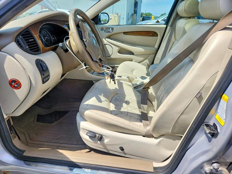 2002 Jaguar X-type 2.5