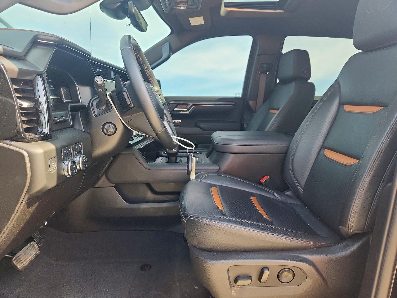 2025 GMC Sierra K1500 AT4