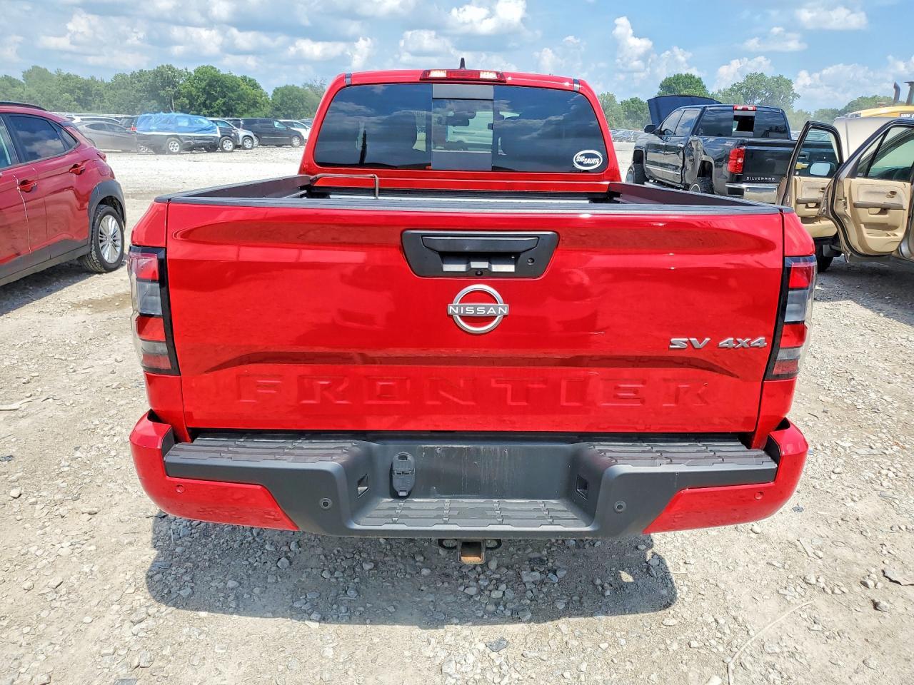2024 Nissan Frontier SV