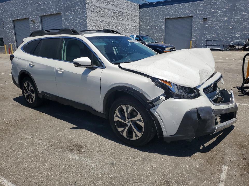 2020 Subaru Outback Limited xt
