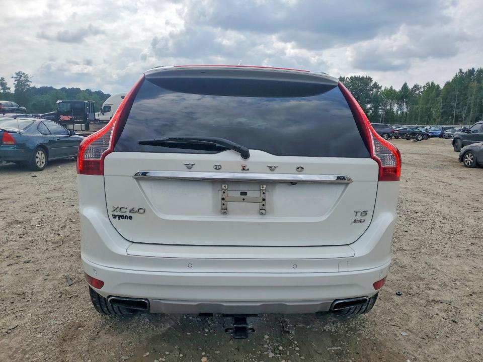 2016 Volvo Xc60 T5 Platinum