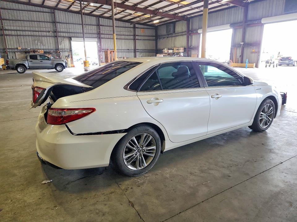 2015 Toyota Camry Hybrid se