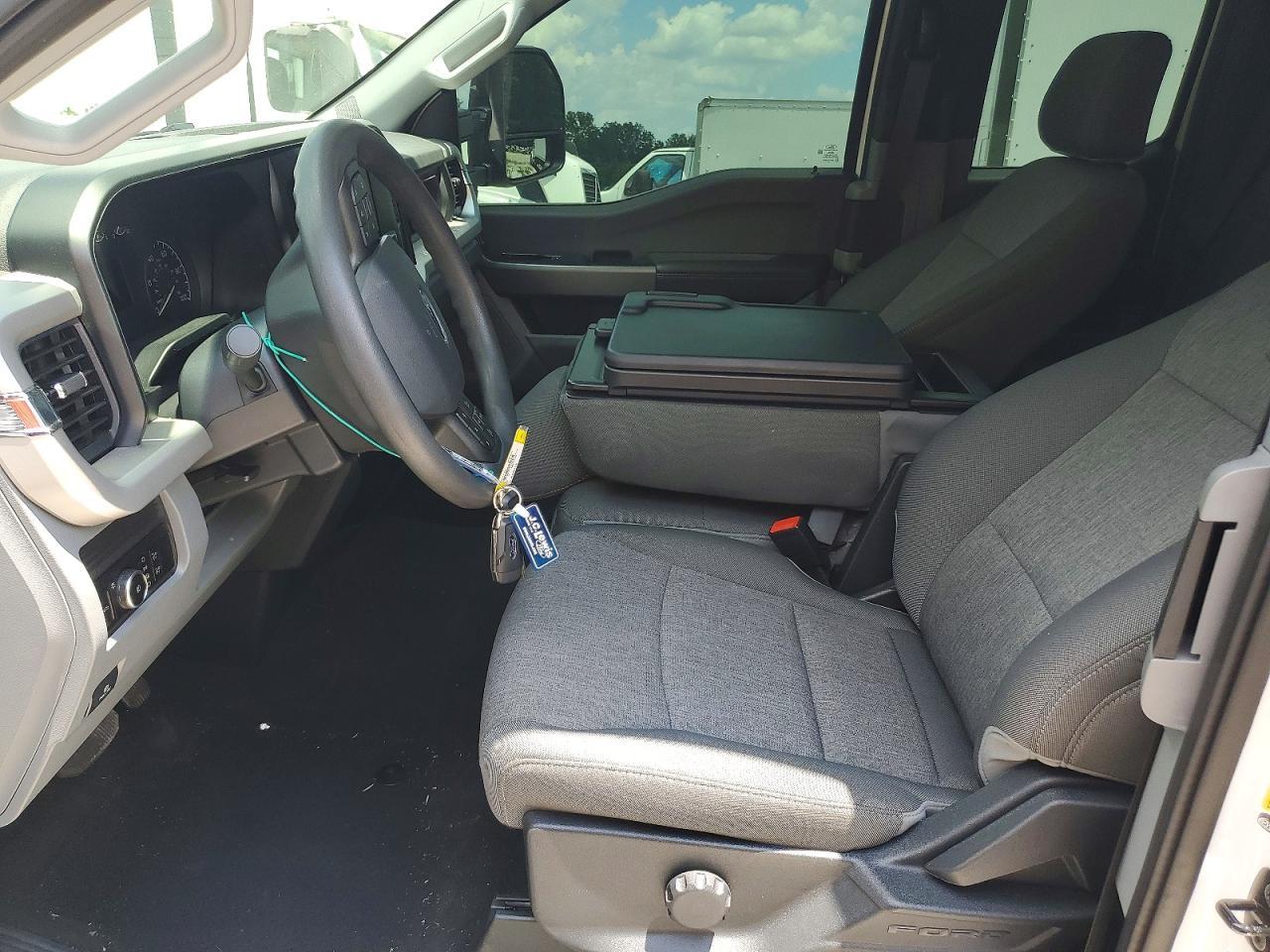 2025 Ford F350 Super Duty