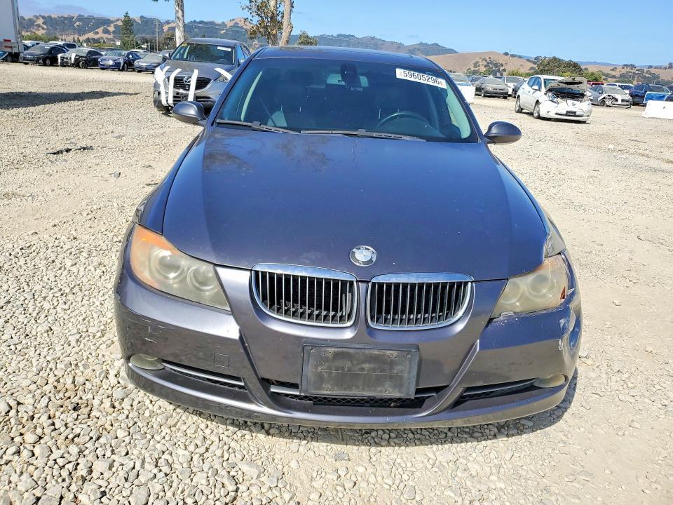 2006 BMW 330 i