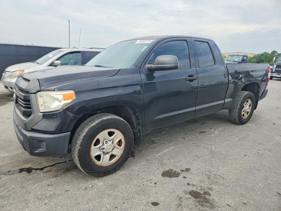 2015 Toyota Tundra SR