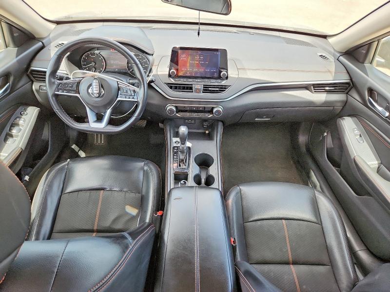 2021 Nissan Altima sr