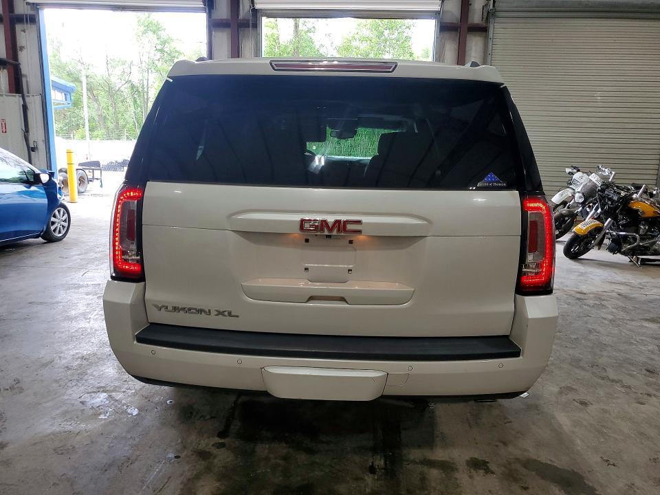 2017 GMC Yukon xl K1500 slt