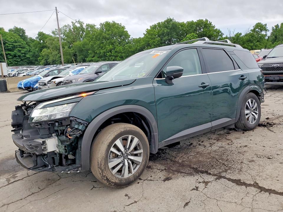 2024 Nissan Pathfinder sl