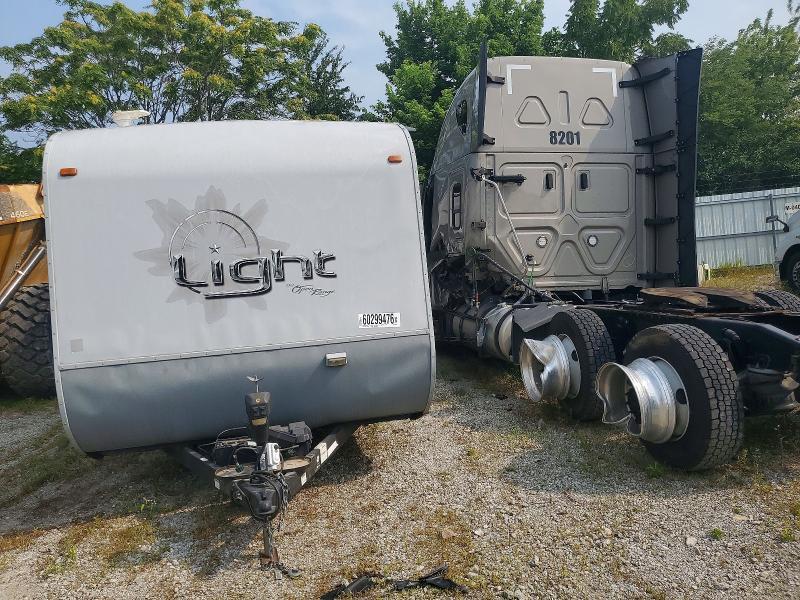 2016 Highland Ridge Light Camper