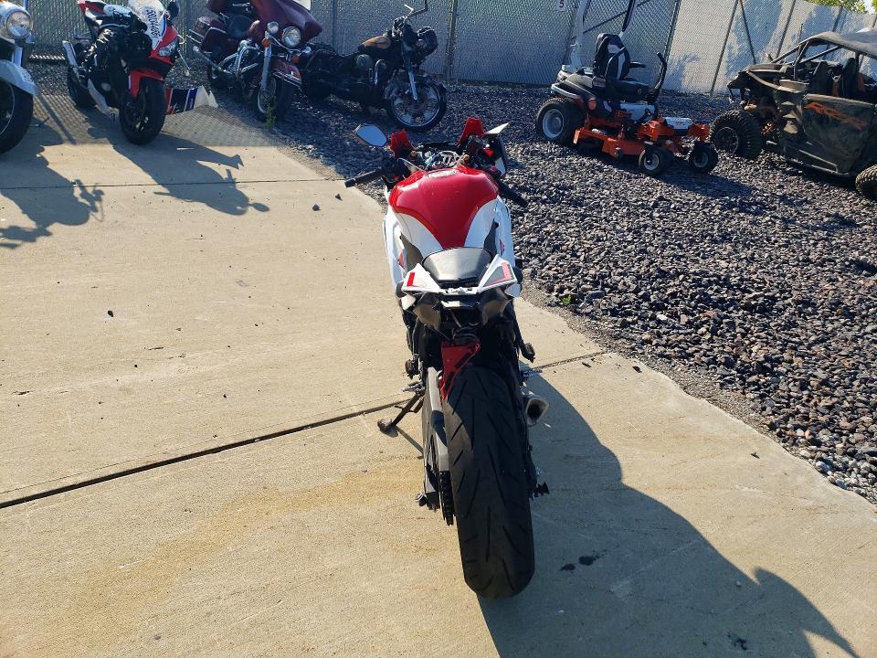 2026 Yamaha YZF690 S