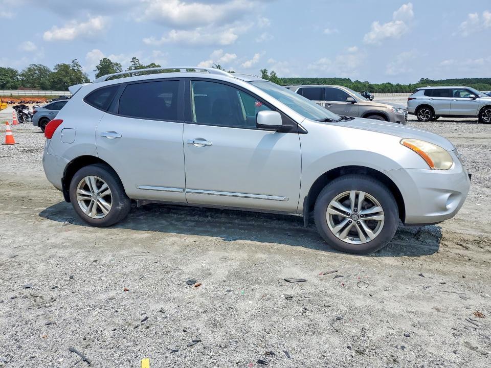 2012 Nissan Rogue s