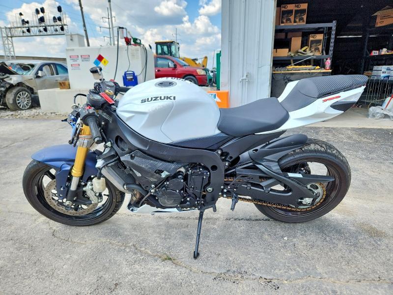 2023 Suzuki GSX-R750