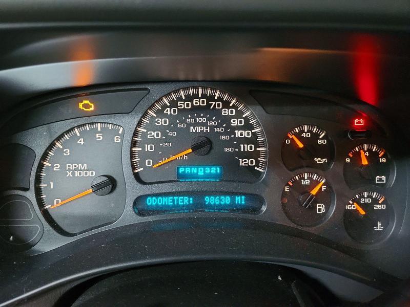 2004 Chevrolet Suburban K1500