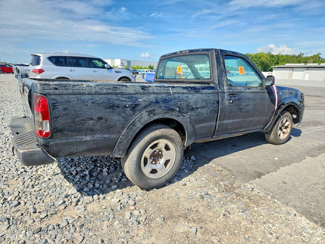 2001 Nissan Frontier XE