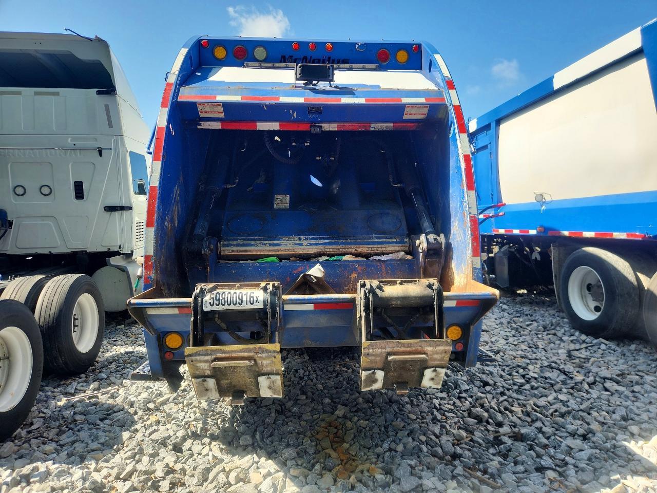 2017 Peterbilt 348 Refuse Truck