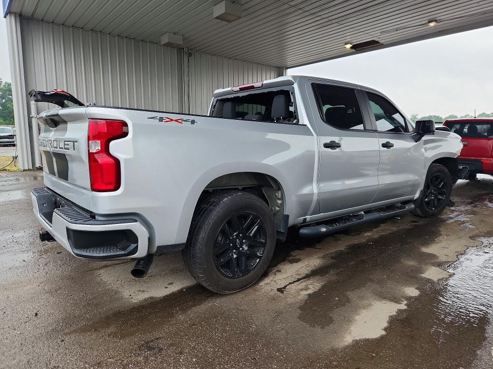 2021 Chevrolet Silverado K1500 Custom