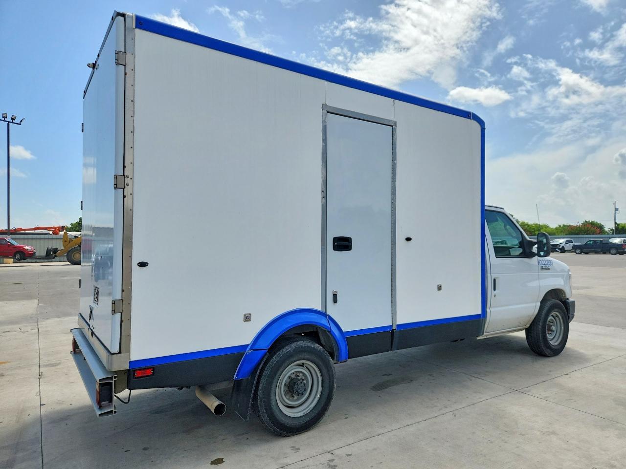 2023 Ford E350 Refrigerated BOX Truck