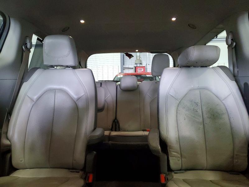 2018 Chrysler Pacifica Touring l