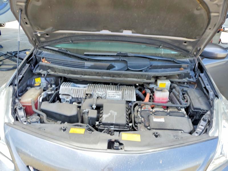 2014 Toyota Prius v Three