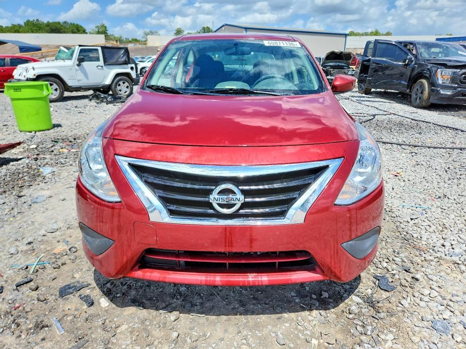 2019 Nissan Versa s Plus