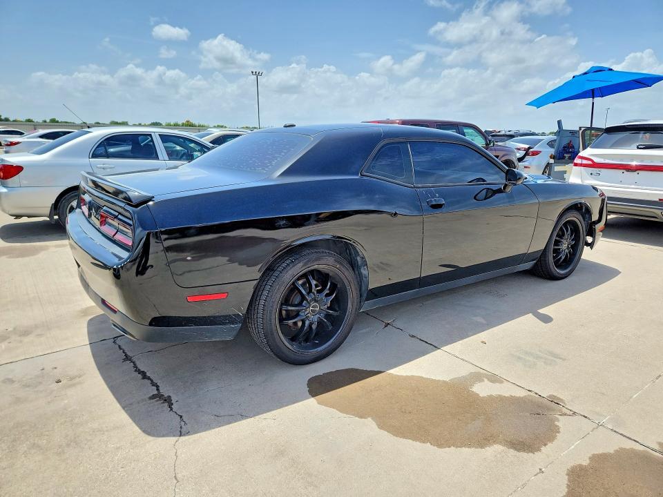2017 Dodge Challenger sxt
