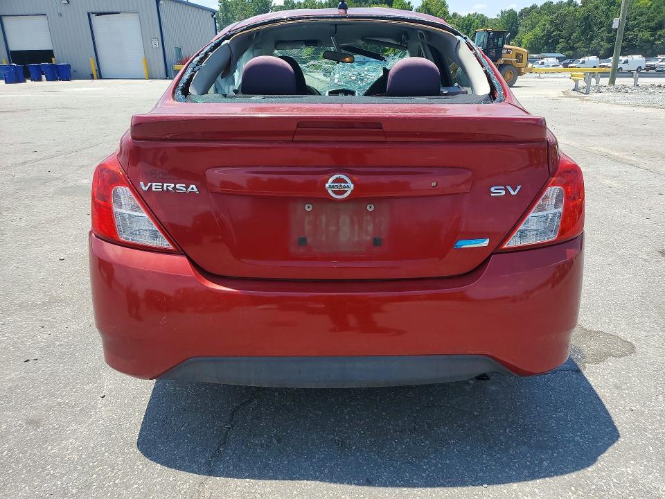 2015 Nissan Versa 1.6 sv