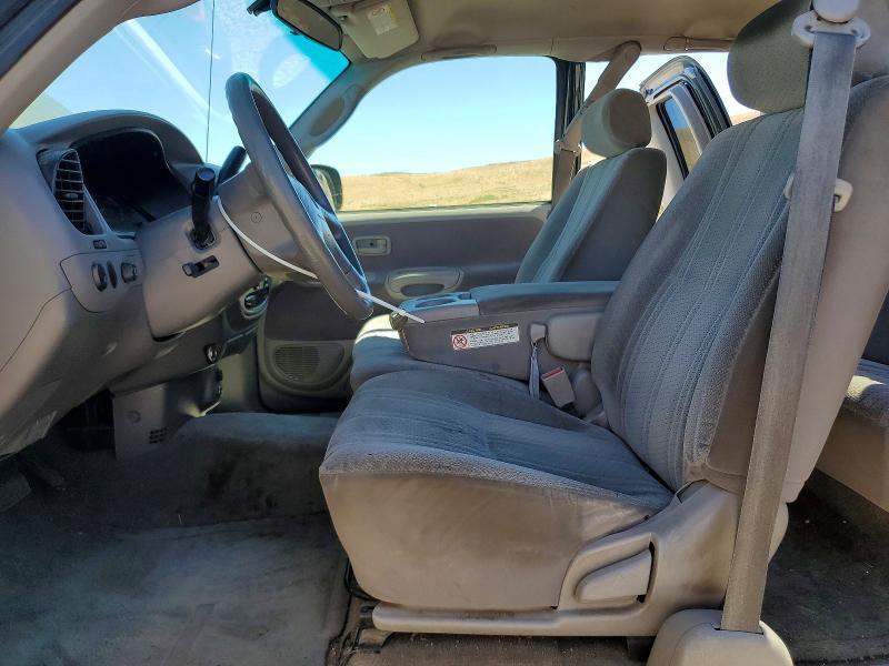 2002 Toyota Tundra SR5 V8
